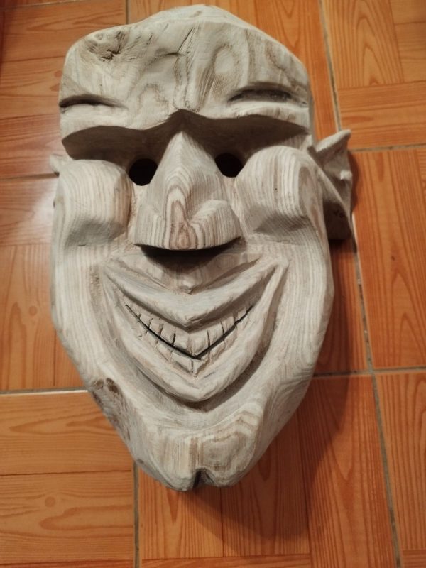 - Artesão Victor Afonso