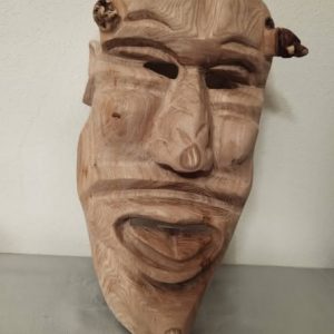 Mascara em madeira de castanheiro. (castanea sativa) Tradicional Ousilhao.