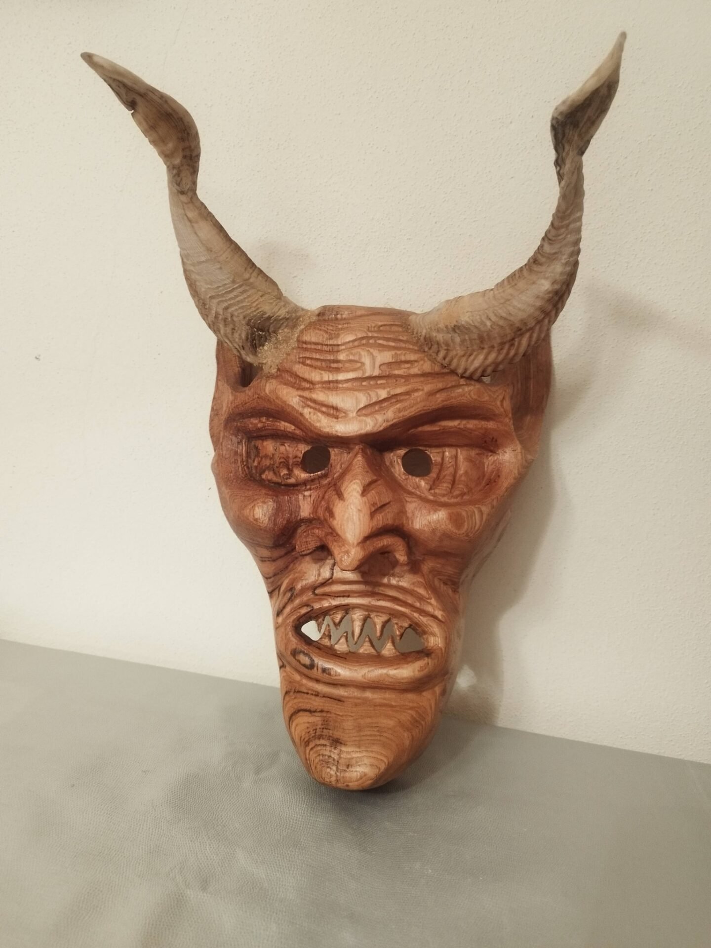 - Artesão Victor Afonso